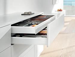 Blum TANDEMBOX antaro Inner Drawer Kit M Height 350NL 30kg Silk White