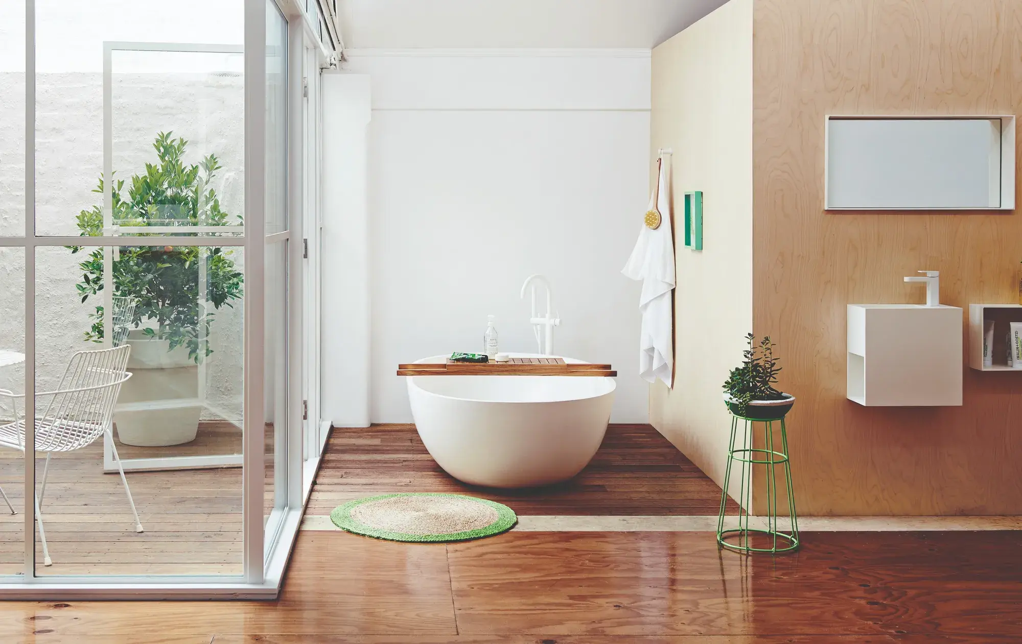 Transform your bathroom with paint​
