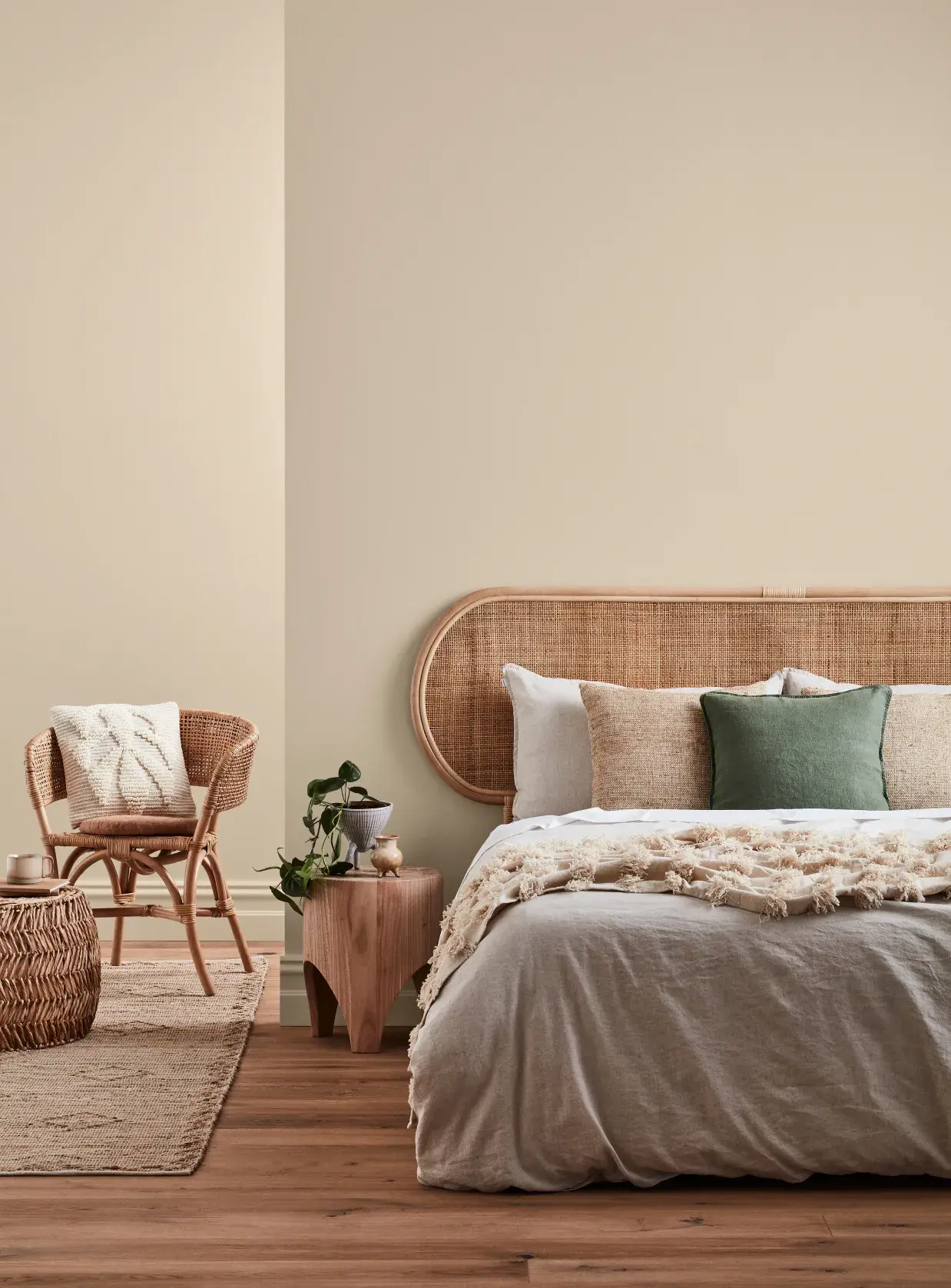 Tips to create a monochromatic space