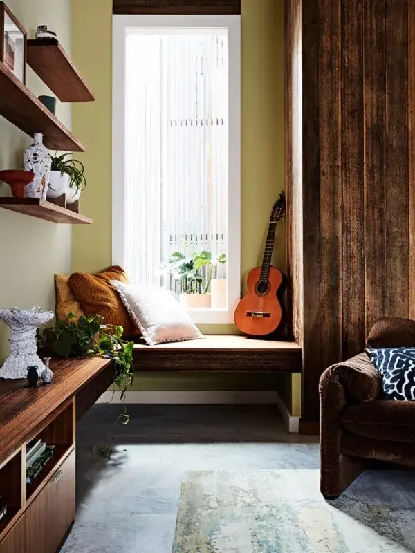 interior-lounge-windowseat