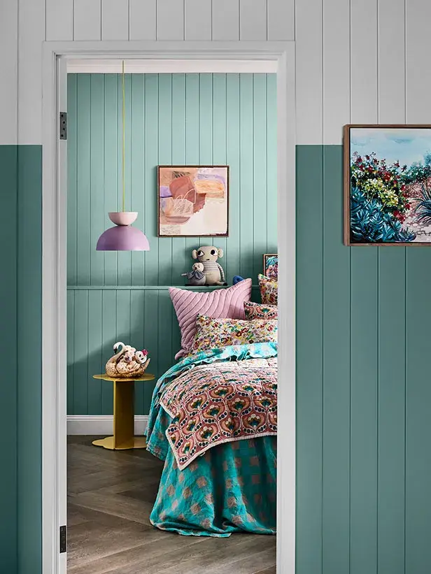 green and white bedroom