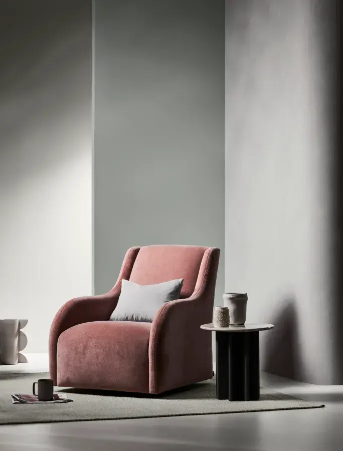 interior-lounge-grey-couch-table